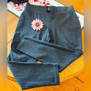 Women’s Tahari Pull-On Leggings/Pants
-Size: XL 🌸